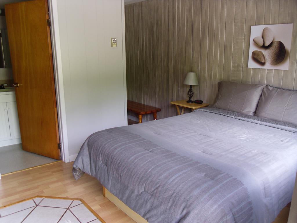 טוברמורי Peacock Villa Motel חדר תמונה